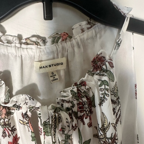 MAX STUDIO Floral Ruffled Dress - Picture 7 of 9
